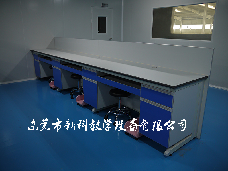 <a href='http://www.cjb148.com/products/64-1.html' target='1' style='font-size:18px; font-weight:bold; color:#000000;'>實驗室邊臺</a>案例